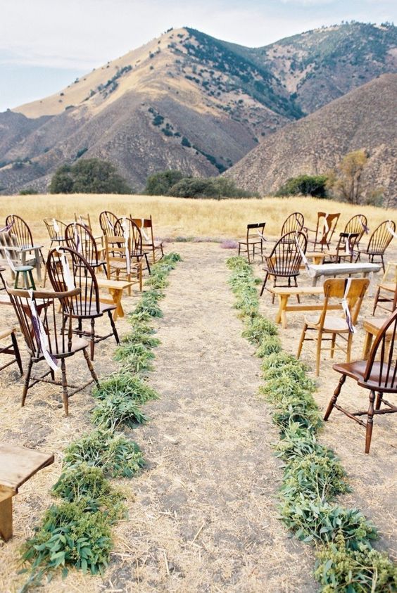 mountain view wedding ceremony backdrop